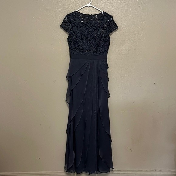 Adrianna papell chiffon flutter dress GUC Sz 4 - Picture 2 of 11
